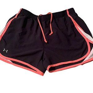 Under Armour Semi-fitted Women’s Shorts Small
